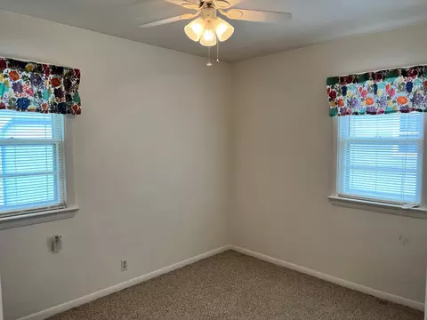 271 Richfield Ave, Springfield, MI 49037 photo 12
