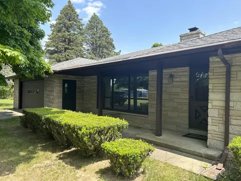 47901 27th St, Mattawan, MI 49071