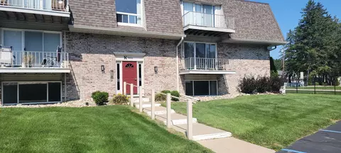 3626 Lakeshore Dr #K4, St. Joseph, MI 49085