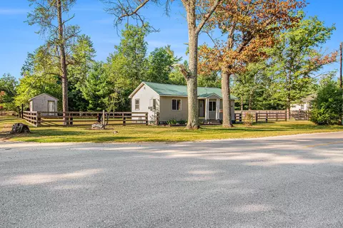 215 E Baldwin Rd, Idlewild, MI 49642 photo 2