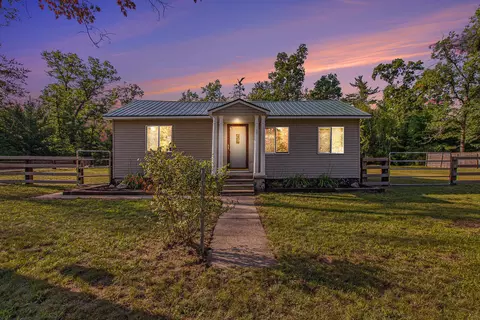 215 E Baldwin Rd, Idlewild, MI 49642
