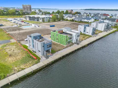 254 Viridian Shores Dr #7, Muskegon, MI 49440