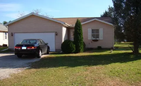 179 Golfview Dr, Brooklyn, MI 49230