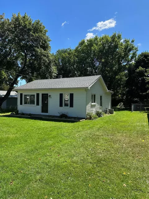 428 Ruth St, Portage, MI 49002