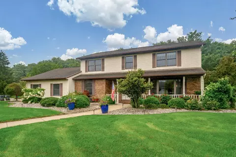 273 Cherryview Dr, Portage, MI 49024