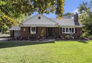 53 Woodrow Ave S, Battle Creek, MI 49015