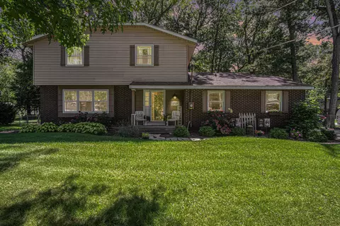 1705 Dykstra Rd, Muskegon, MI 49445