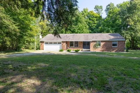 3922 S Riverview Dr, Hesperia, MI 49421