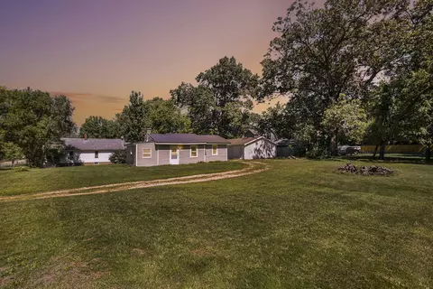 76 Miller Ave, Battle Creek, MI 49037