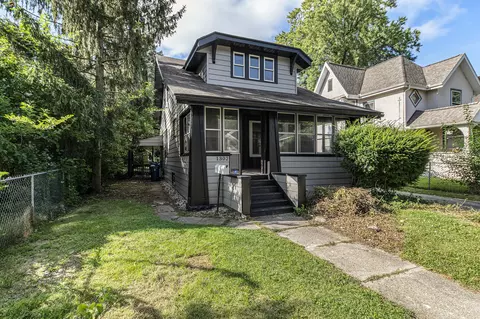 1302 Lay Blvd, Kalamazoo, MI 49001