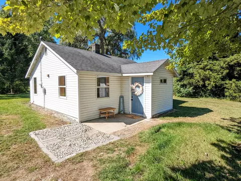 66951 County Road 380, South Haven, MI 49090