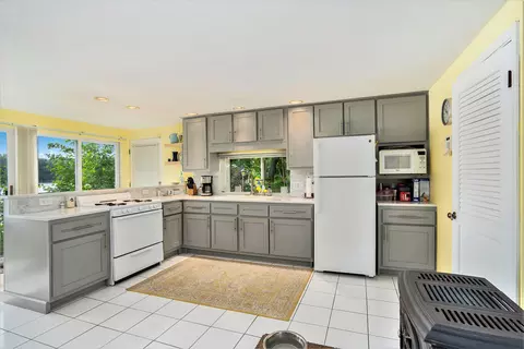 18935 Riverview Dr, Three Rivers, MI 49093 photo 10