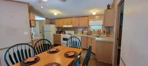 720 N M-37, Baldwin, MI 49304 photo 4