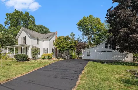60023 Constantine Rd, Three Rivers, MI 49093