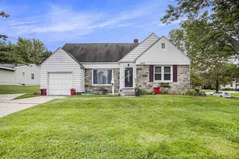 1880 Burton St SE, Grand Rapids, MI 49506