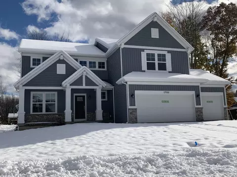 17903 Arbor Tree Dr #26, Spring Lake, MI 49456