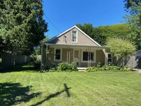 220 Van Lieu St, Charlotte, MI 48813