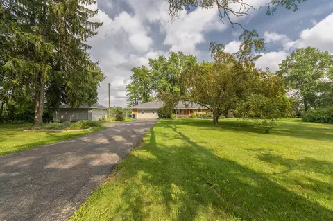 6498 Ravine Rd, Kalamazoo, MI 49009
