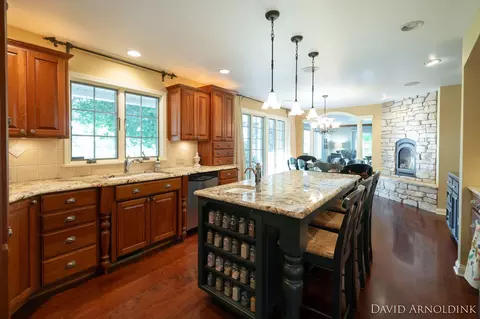 4050 34th St, Dorr, MI 49323 photo 11