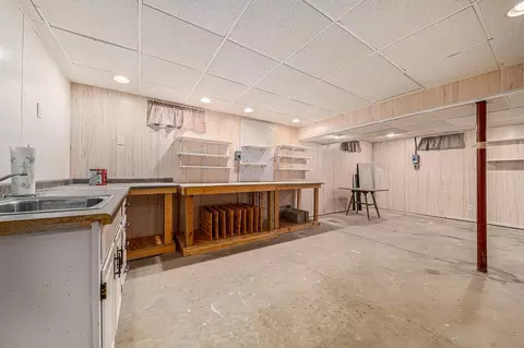 823 Glenview Dr, Plainwell, MI 49080 photo 21