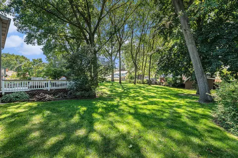823 Glenview Dr, Plainwell, MI 49080 photo 26
