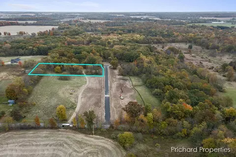 12533 Agate Ct SE, Alto, MI 49302
