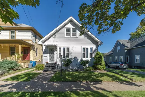 58 Central St, Battle Creek, MI 49017
