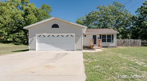 1236 Center St, Muskegon, MI 49442