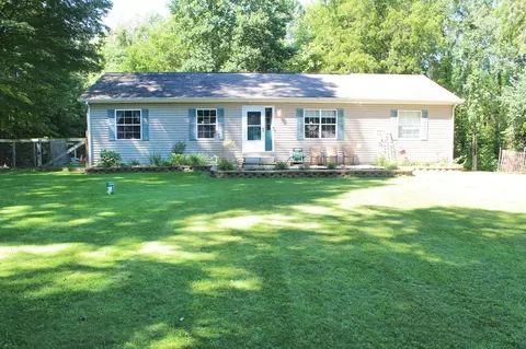 54140 Indian Lake Rd, Dowagiac, MI 49047