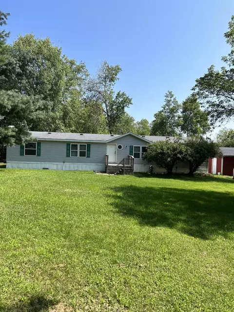 398 N Webber St, Mecosta, MI 49332