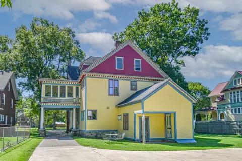 141 E Chicago St, Coldwater, MI 49036 photo 2