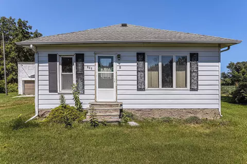 849 E Allegan St, Martin, MI 49070
