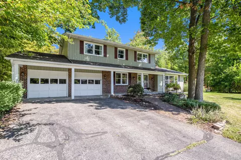154 Buckley Ln, Battle Creek, MI 49015