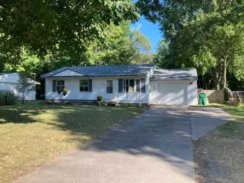 408 E Muskegon Ave, Whitehall, MI 49461