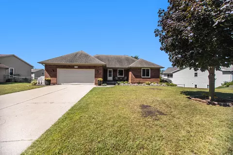 7363 21st Ave, Jenison, MI 49428