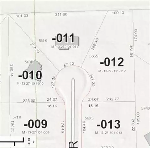 5665 Michael Dr, Saline, MI 48176 photo 2