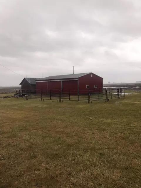 10688 E M-50, Britton, MI 49229 photo 2
