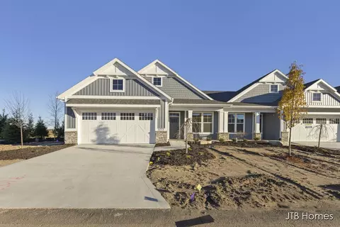 3772 Leenheer Dr #14, Grandville, MI 49418