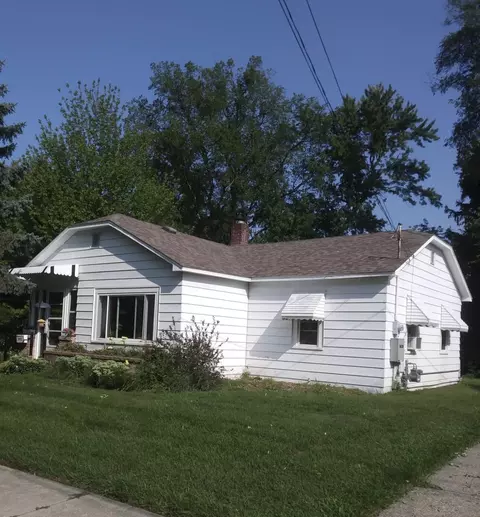 903 Aberdeen St NE, Grand Rapids, MI 49505
