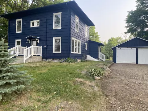 262 E Garden St, Muir, MI 48860