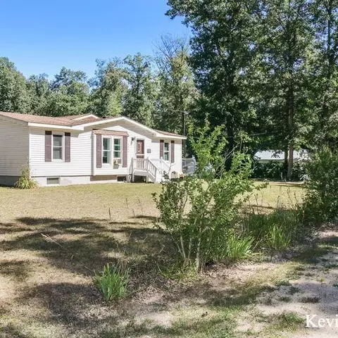 5487 Wooln St, Pullman, MI 49450 photo 2