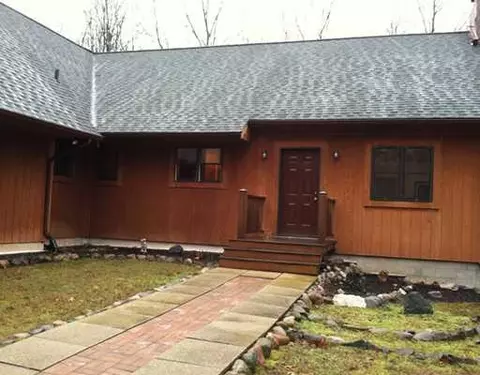 5409 Crows Vu, Gregory, MI 48137 photo 2