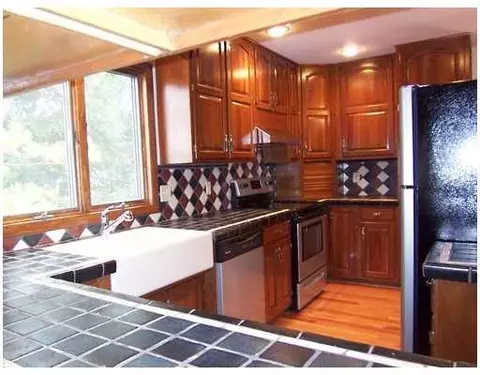 202 Whitlock, Saline, MI 48176 photo 8