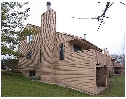 202 Whitlock, Saline, MI 48176 photo 2