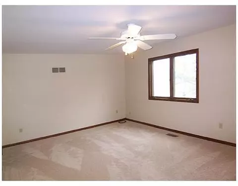 202 Whitlock, Saline, MI 48176 photo 14