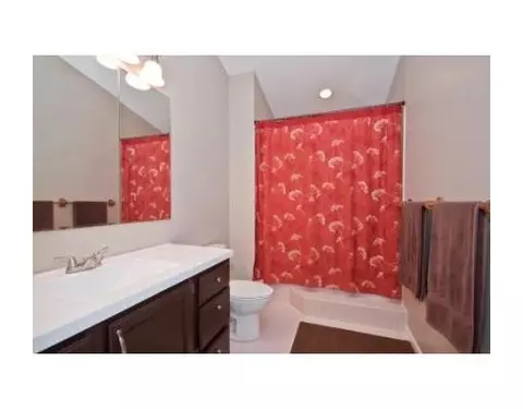 311 Hunters Ridge Dr, Pittsfield, MI 48176 photo 12