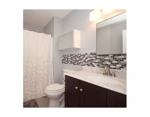 311 Hunters Ridge Dr, Pittsfield, MI 48176 photo 5