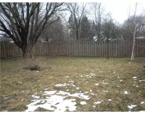 16206 Oaktree, Romulus, MI 48174 photo 3