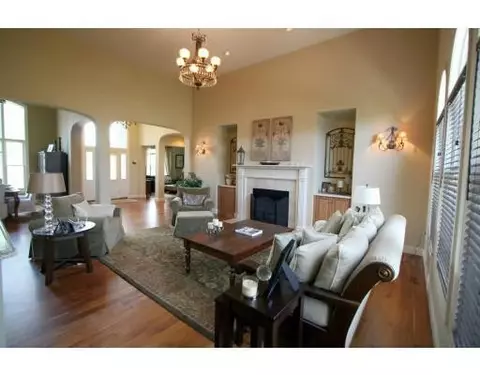 7293 Dell, Saline, MI 48176 photo 5