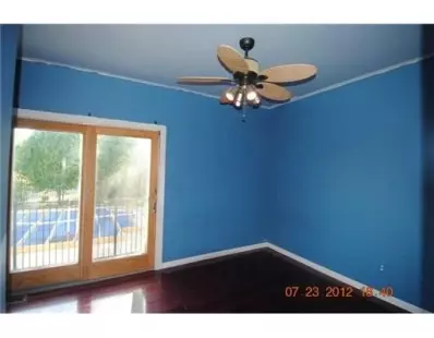 7186 Suncrest Dr, Saline, MI 48176 photo 3